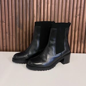 Seychelles Black Leather Boots - Size 10, Like New!